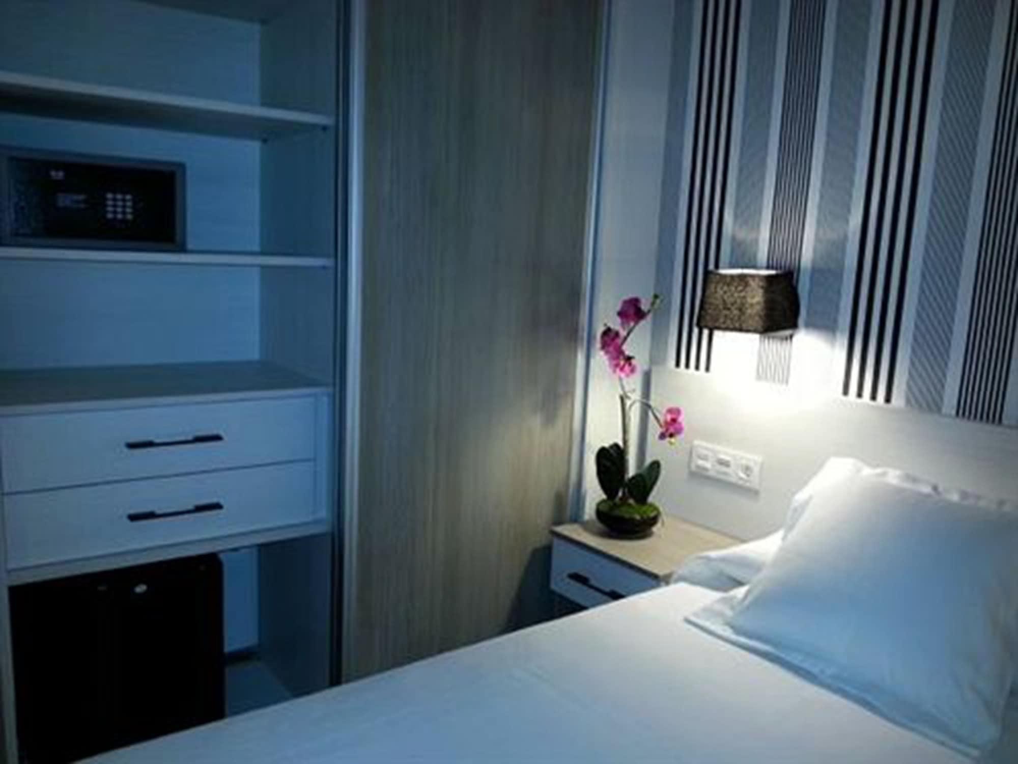 New Hotel Colon Mataró Eksteriør billede