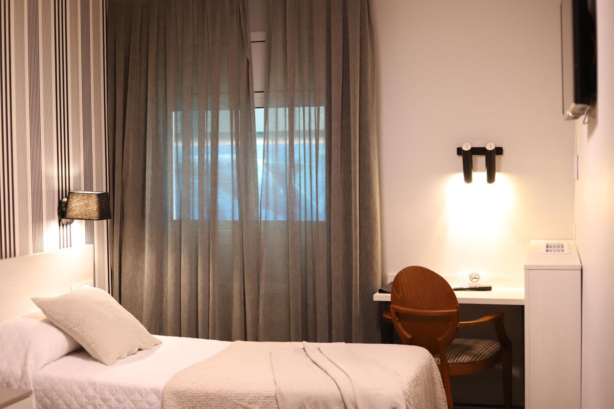 New Hotel Colon Mataró Eksteriør billede