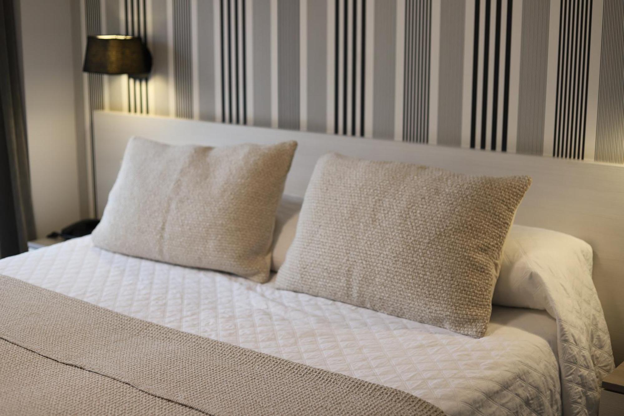 New Hotel Colon Mataró Eksteriør billede